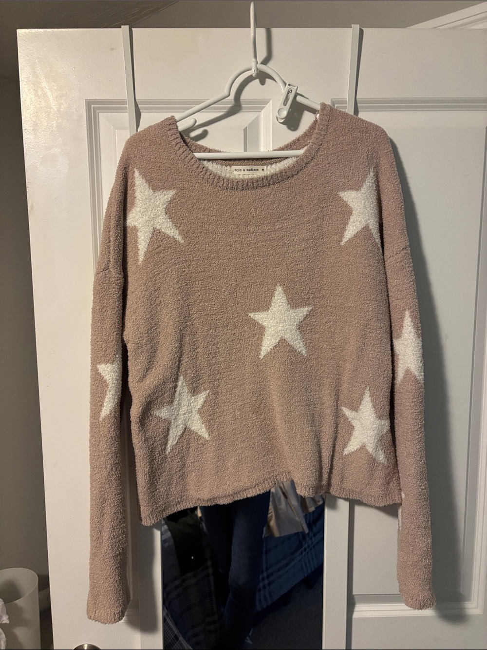 moon & madison Blush/Warm Beige Star-Print Crewneck Sweater